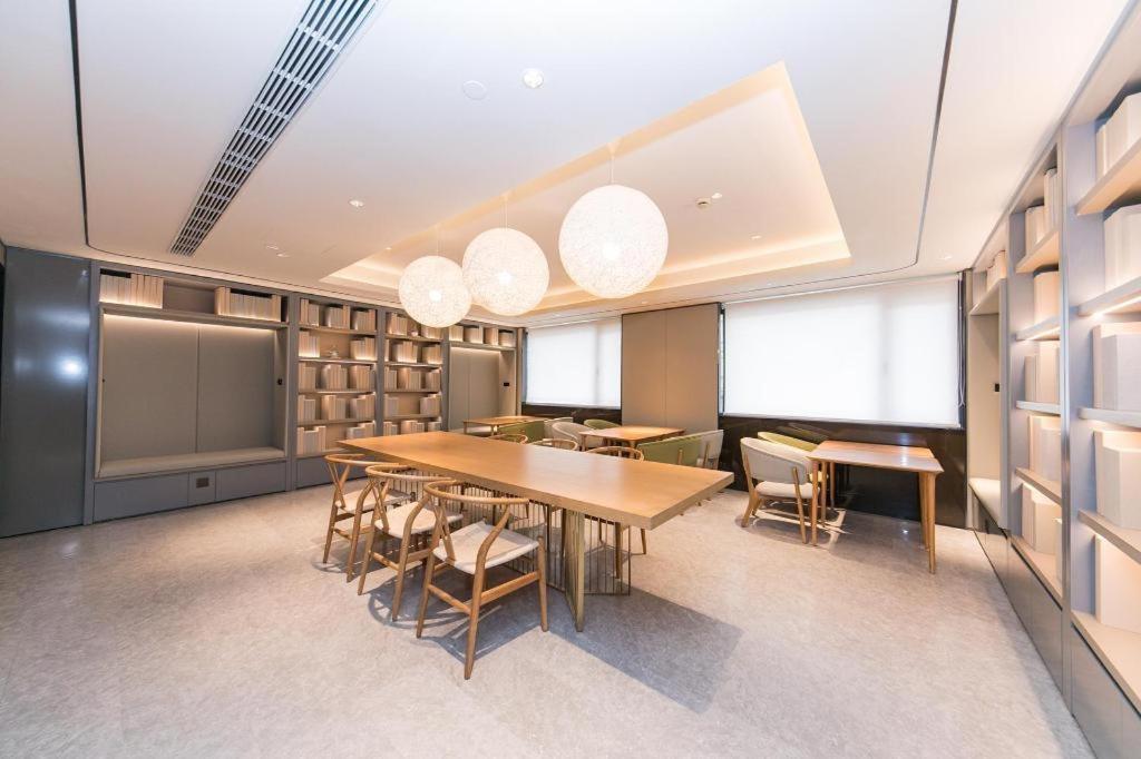 Ji Hotel Shanghai Xujiahui מראה חיצוני תמונה