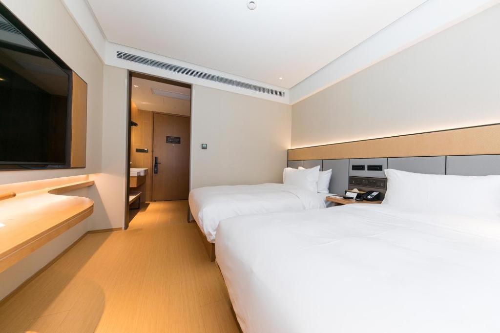 Ji Hotel Shanghai Xujiahui מראה חיצוני תמונה