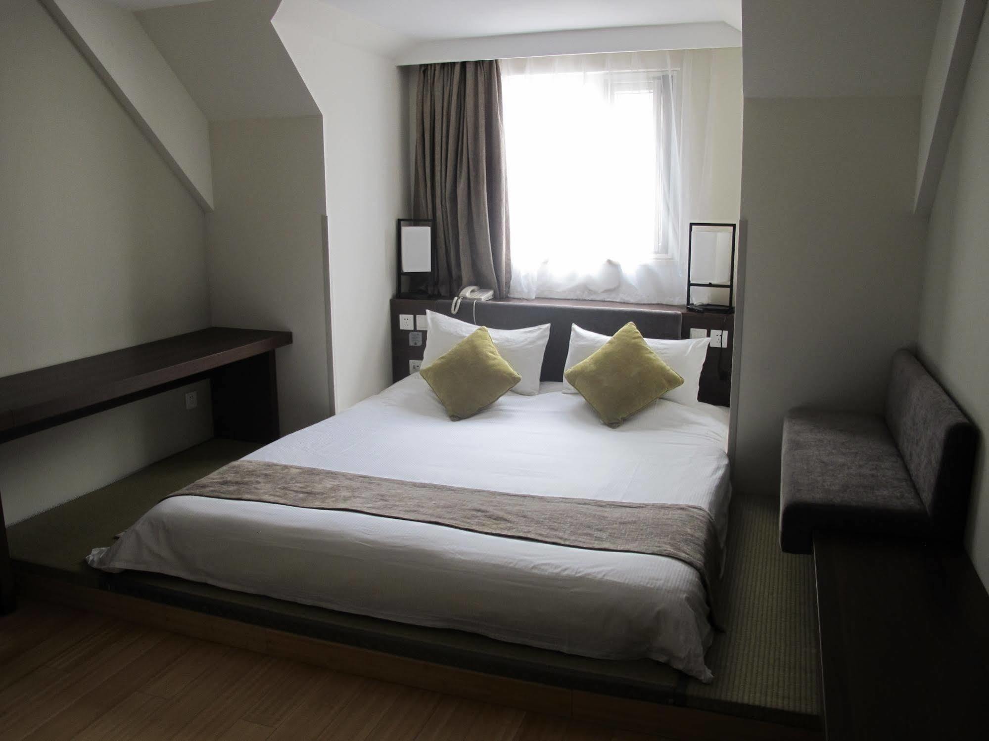 Ji Hotel Shanghai Xujiahui מראה חיצוני תמונה
