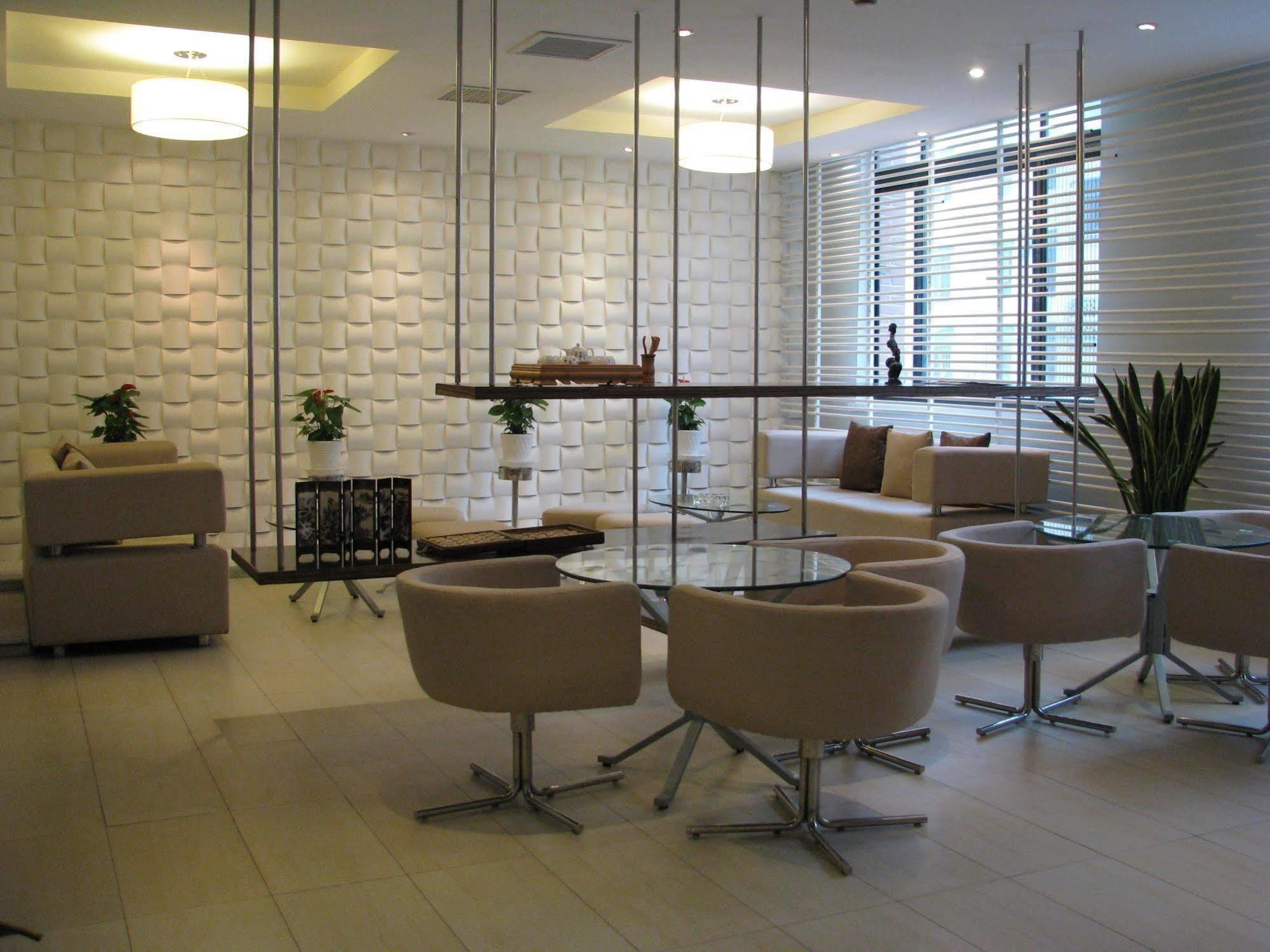 Ji Hotel Shanghai Xujiahui מראה חיצוני תמונה